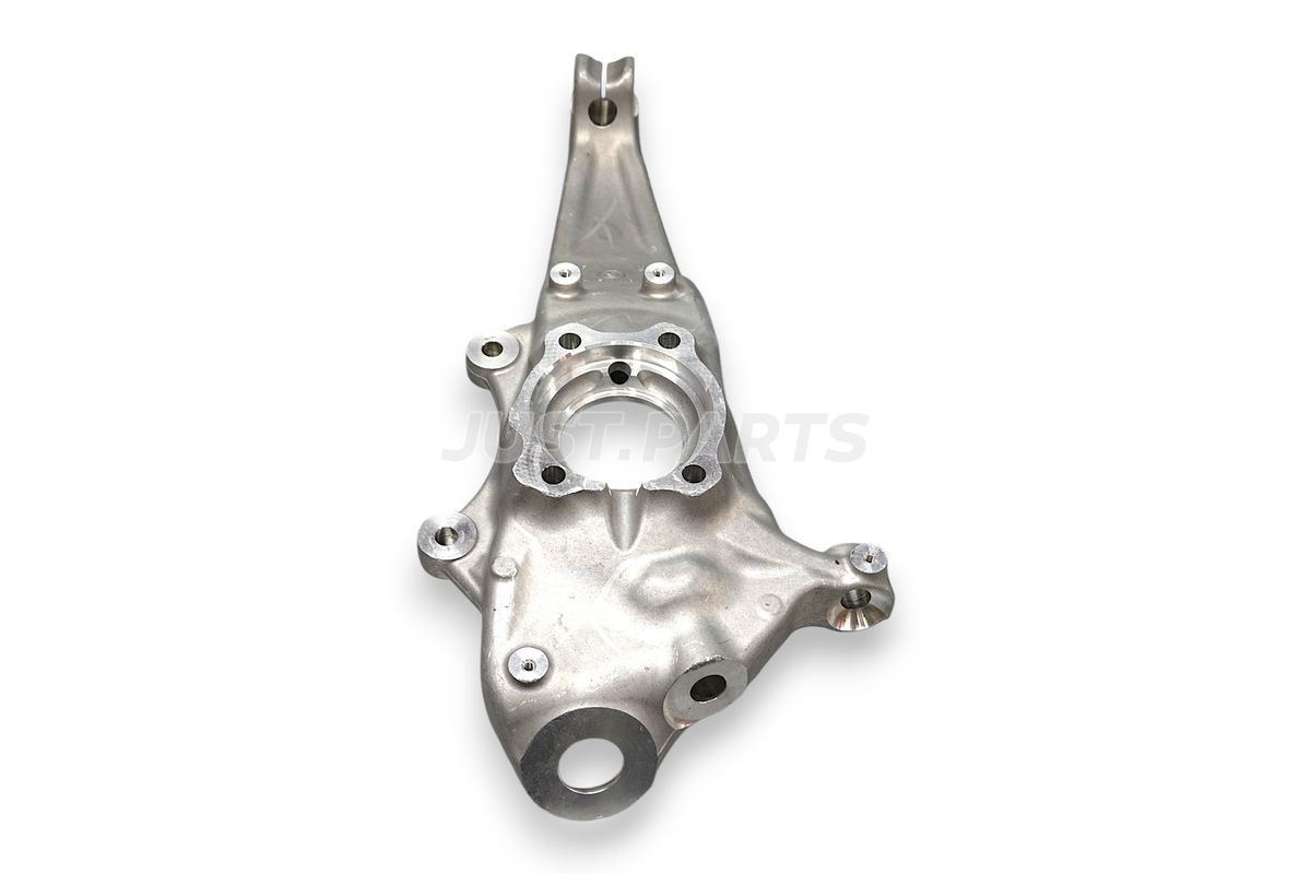 Кулак поворотный правый (полный привод) BMW G30 G31 G14 G15 G16 Gran Coupе